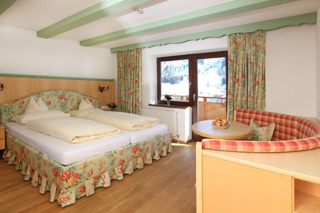 Hotel Anemone Lech am Arlberg Ruang foto