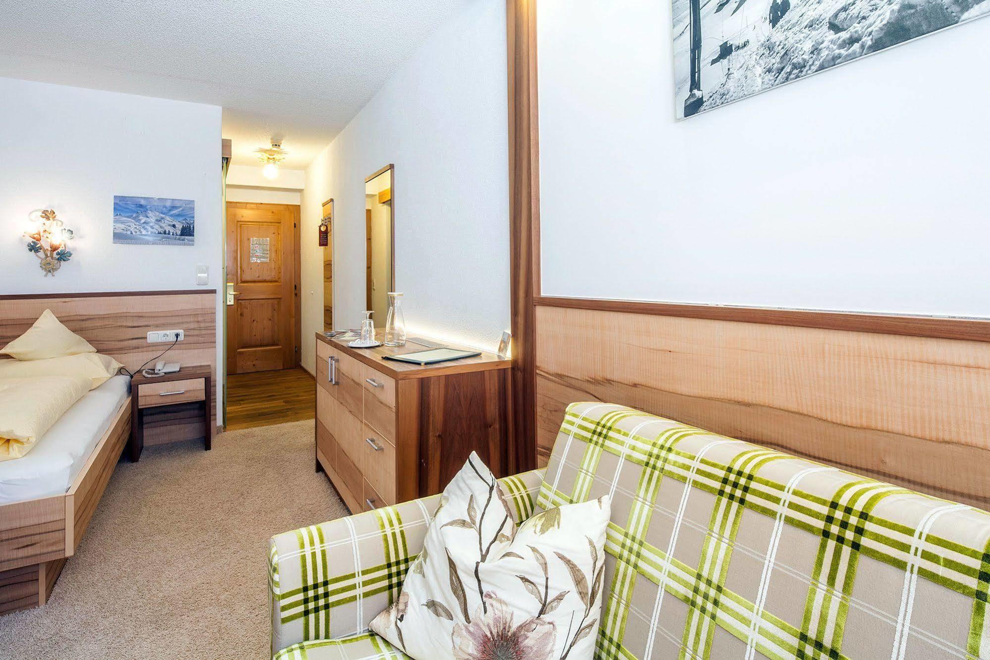 Hotel Anemone Lech am Arlberg Bagian luar foto