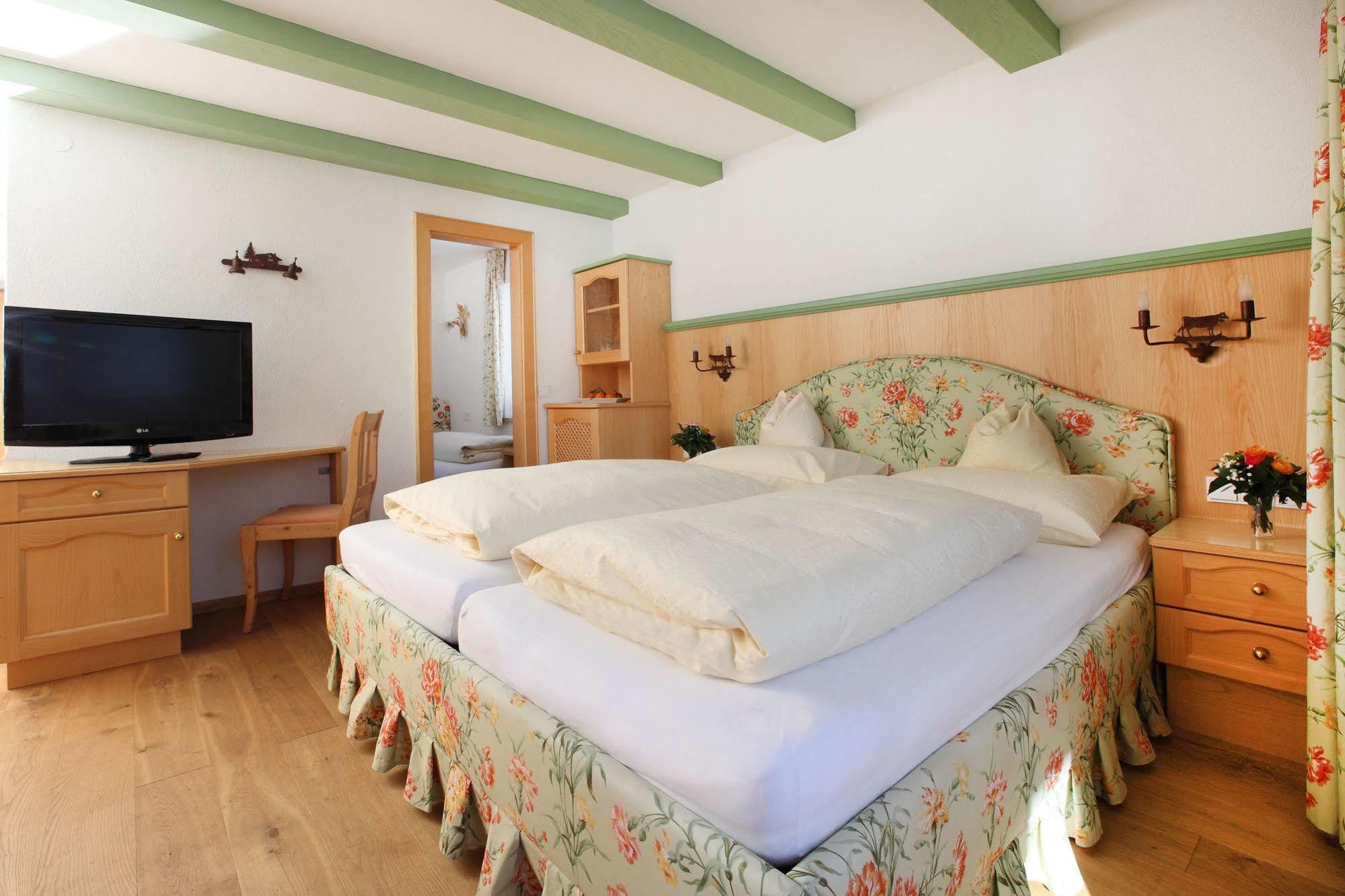 Hotel Anemone Lech am Arlberg Bagian luar foto